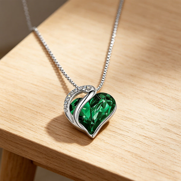 Robrasim Eternal Love Emerald Heart Jewelry, Infinity Love Heart Pendant Necklace with Green Crystal, Birthday Anniversary Jewelry Gift for Mom Wife Girlfriend