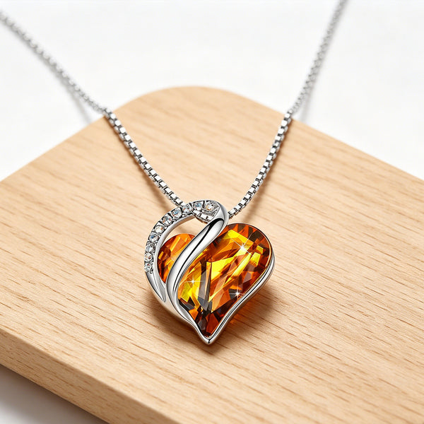Robrasim Eternal Love Emerald Heart Jewelry, Infinity Love Heart Pendant Necklace with Green Crystal, Birthday Anniversary Jewelry Gift for Mom Wife Girlfriend