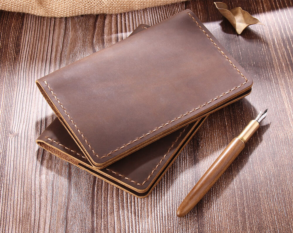 Robrasim Men's Handmade Bifold Leather Wallet